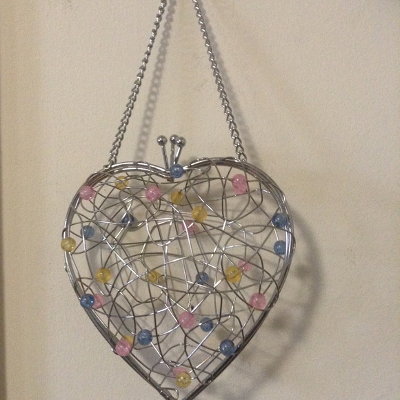 HANGING HEART WITH BEADS - Picture 3 of 4